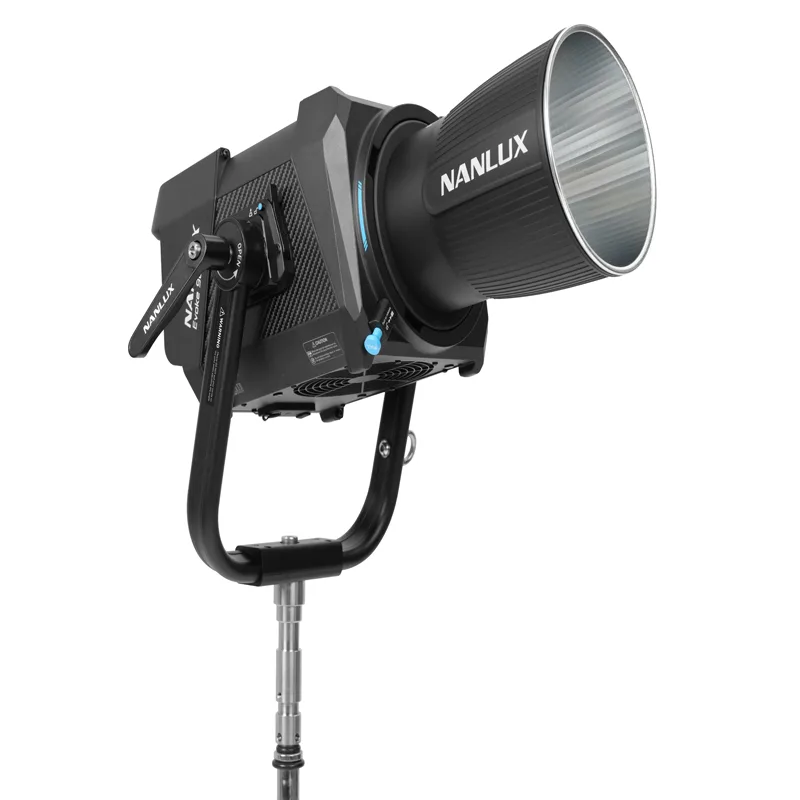 Nanlux Evoke 900C