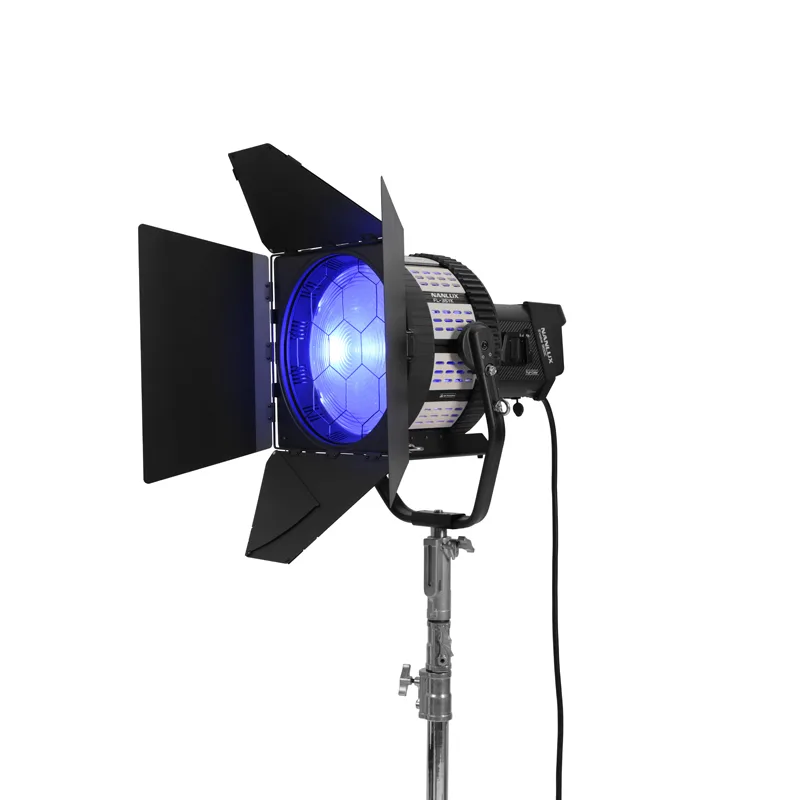 Nanlux Evoke 900C